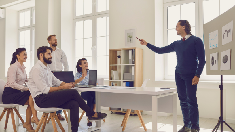 A história de vida, como destaca Alfredo Moreira Filho, é a base que forma líderes com visão humana e decisões mais responsáveis.