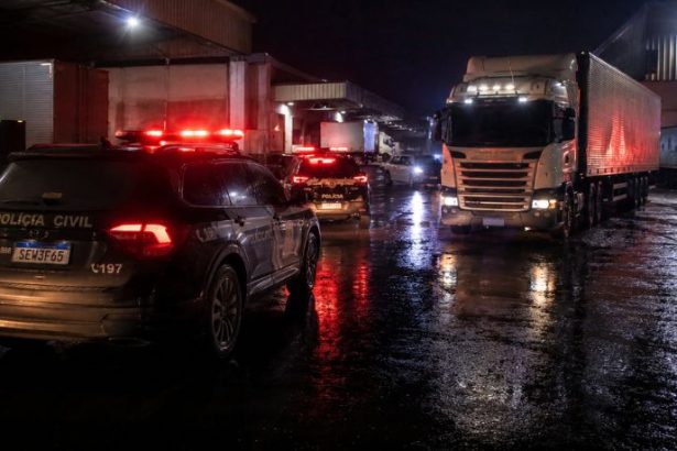 Como o roubo de caminhões nas rodovias brasileiras impacta a logística e a economia nacional