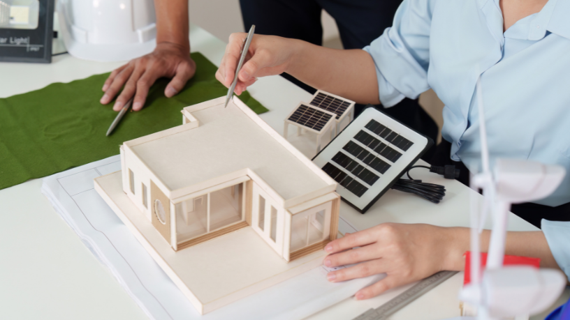 Valderci Malagosini Machado mostra estratégias de alvenaria racionalizada para diminuir desperdício e aumentar a eficiência ambiental na construção.