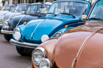 Carros Antigos em SC: Nostalgia Sobre Rodas Movimenta a Mini Cataratas do Iguaçu