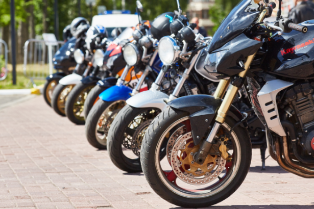 Vendas de motos no Brasil crescem em fevereiro e Honda CG 160 mantém liderança absoluta no mercado